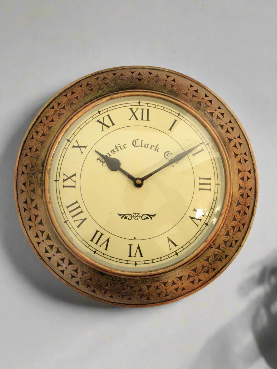 Beautiful Vintage Style Wooden Handcrafted Wall Clock