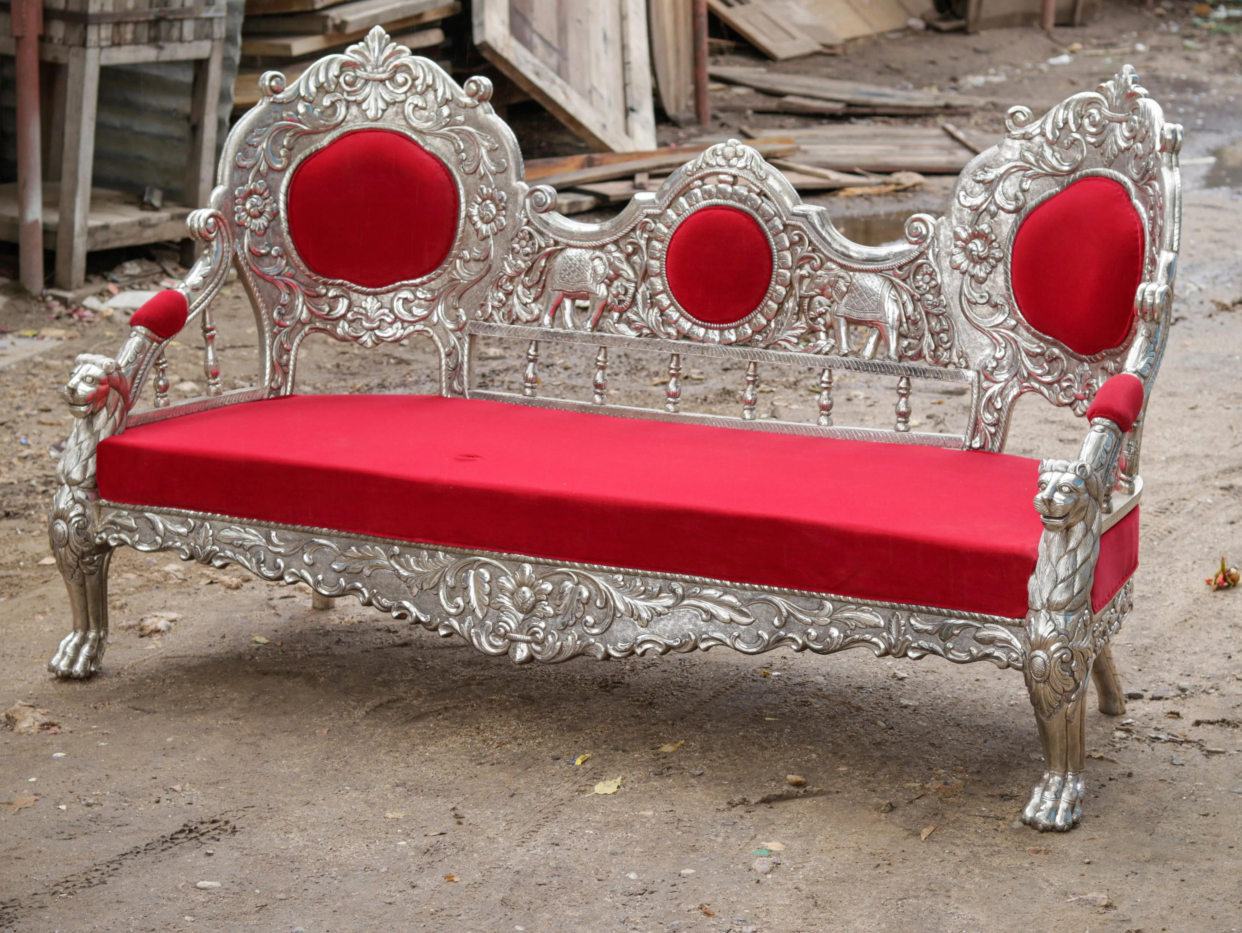 White Metal Fitted Royal Sofa Set